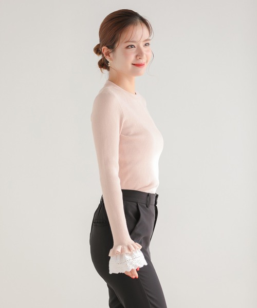 Fit more(フィットモア)の「【ZOZO限定商品】レースフレアスリーブリブニット(ニット/セーター・レディース・ピンク/アイボリー/ブラック/グレー・FREE)」の13枚目の写真