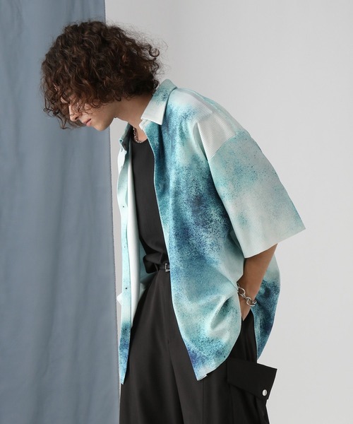 HARE（ハレ）の「【SET UP対応】プリーツブラーガラシャツ(HARE)（シャツ/ブラウス・メンズ・ブルー/ブラック・FREE）」の2枚目の写真