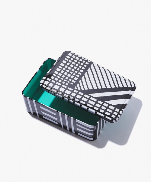 bpr BEAMS(ビーピーアール ビームス )の「Sowden / George Sowden Rectangular Tin(収納グッズ・レディース・レッド系その他/ブラック系その他/グリーン系その他・FREE)」の1枚目の写真