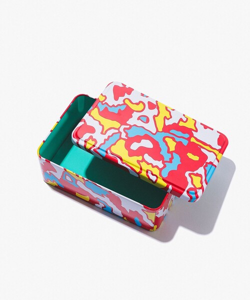 bpr BEAMS(ビーピーアール ビームス )の「Sowden / George Sowden Rectangular Tin(収納グッズ・レディース・レッド系その他/ブラック系その他/グリーン系その他・FREE)」の3枚目の写真