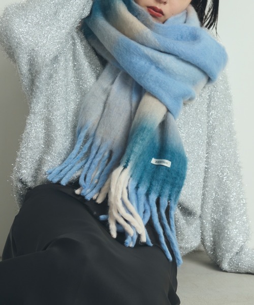 paravion(パラビオン)の「チェックボリュームマフラー(マフラー・レディース・ブラウン/イエロー/ブルー・FREE)」の9枚目の写真