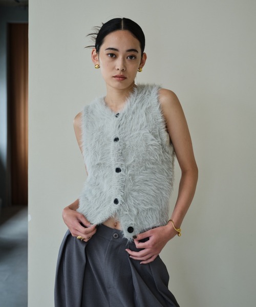 AIC.（エーアイシー）の「2WAYフェザーニットベスト（ベスト）」 - WEAR