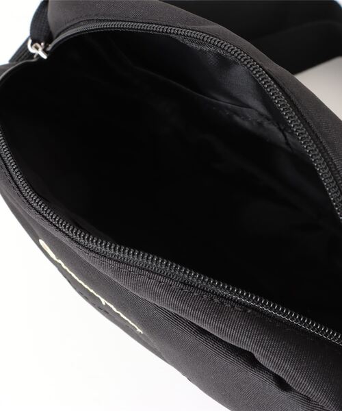 Champion（チャンピオン）の「champion/チャンピオン ショルダーバッグ オレゴン 4L No.63872（ショルダーバッグ・メンズ・ネイビー/ブラック/グリーン・FREE）」の6枚目の写真