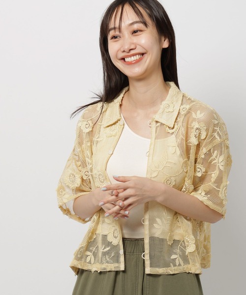 niko and...(ニコアンド)の「3Dフラワーレースシャツ(シャツ/ブラウス・レディース・イエロー/ブラック/アイボリー・LONG/MEDIUM)」の14枚目の写真