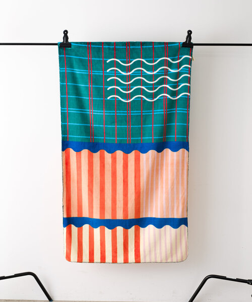 BIRTHDAY BAR（バースデイバー）の「【SAHIR サヒール】vertical line blanket（ラグ/マット・レディース・グリーン/ブルー・0）」の3枚目の写真