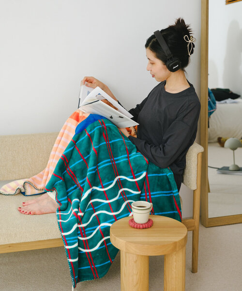 BIRTHDAY BAR（バースデイバー）の「【SAHIR サヒール】vertical line blanket（ラグ/マット・レディース・グリーン/ブルー・0）」の5枚目の写真