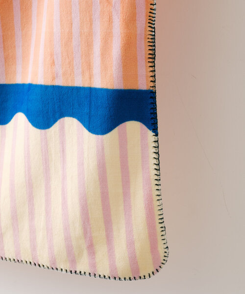 BIRTHDAY BAR（バースデイバー）の「【SAHIR サヒール】vertical line blanket（ラグ/マット・レディース・グリーン/ブルー・0）」の10枚目の写真