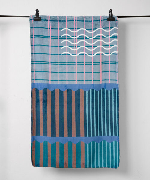 BIRTHDAY BAR（バースデイバー）の「【SAHIR サヒール】vertical line blanket（ラグ/マット・レディース・グリーン/ブルー・0）」の11枚目の写真