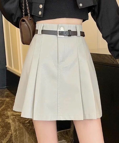 LADY LIKE（レディライク）の「ベルト付きフェイクレザープリーツ