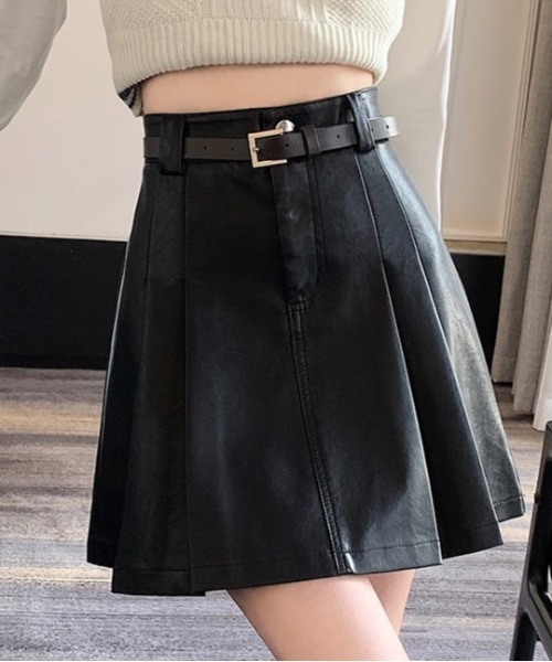 LADY LIKE（レディライク）の「ベルト付きフェイクレザープリーツ