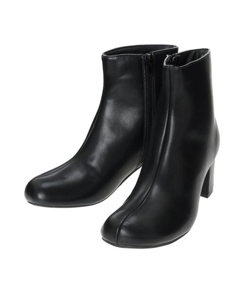 Te chichi TERRASSE（テチチテラス）の「オブリークトゥショートブーツ（ブーツ・レディース・ブロンズ/ブラック/オフホワイト・M/L）」の13枚目の写真