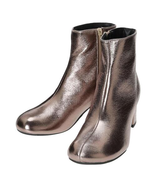 Te chichi TERRASSE（テチチテラス）の「オブリークトゥショートブーツ（ブーツ・レディース・ブロンズ/ブラック/オフホワイト・M/L）」の15枚目の写真