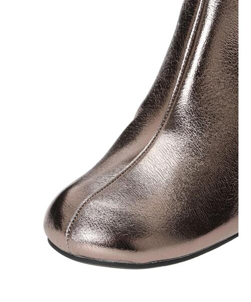 Te chichi TERRASSE（テチチテラス）の「オブリークトゥショートブーツ（ブーツ・レディース・ブロンズ/ブラック/オフホワイト・M/L）」の4枚目の写真