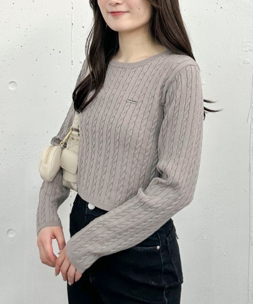 archives（アルシーヴ）の「ワンポイントケーブルニット（ニット/セーター・レディース・ブラック/ブラウン/グレー/アイボリー/ワイン・MEDIUM）」の7枚目の写真