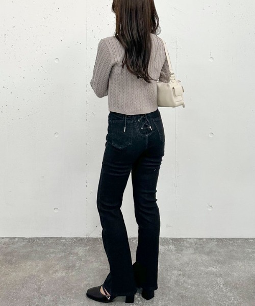 archives（アルシーヴ）の「ワンポイントケーブルニット（ニット/セーター・レディース・ブラック/ブラウン/グレー/アイボリー/ワイン・MEDIUM）」の11枚目の写真