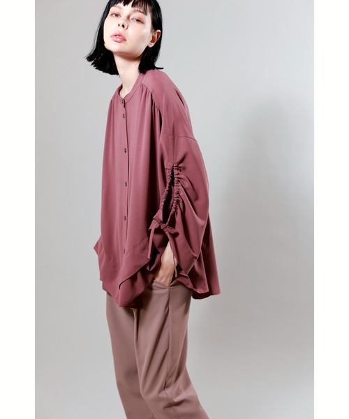 OSMOSIS（オズモーシス）の「2WAYスリットスリーブギャザーブラウス（シャツ/ブラウス・レディース・ホワイト/ブラック/グレー/ピンク系その他・ONE SIZE）」の21枚目の写真