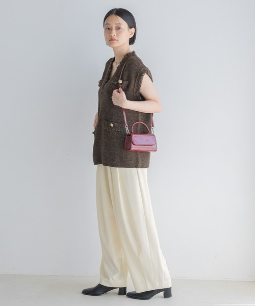 A part by（アパートバイ）の「エナメルミニバッグ（ショルダーバッグ・レディース・ブラウン/ブラック/レッド・FREE）」の5枚目の写真