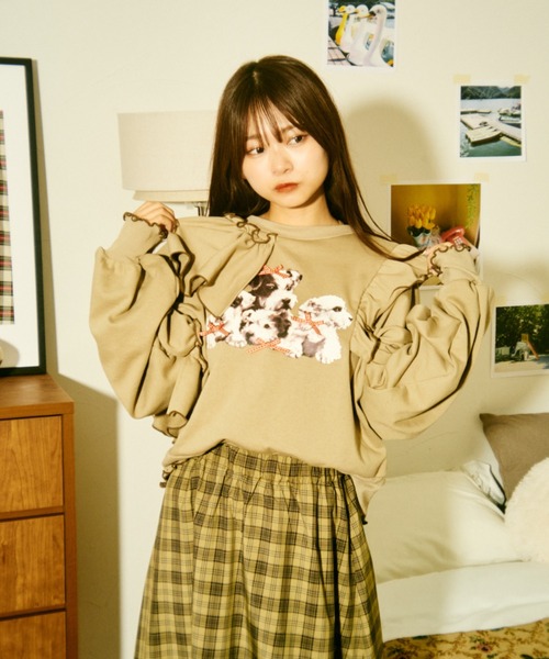 kutir(クティール)の「【クティールとレトロ】チェックリボンアニマルスウェット / トレーナー(スウェット・レディース・グレー/ブルー/アイボリー/ベージュ/レッド・FREE)」の8枚目の写真