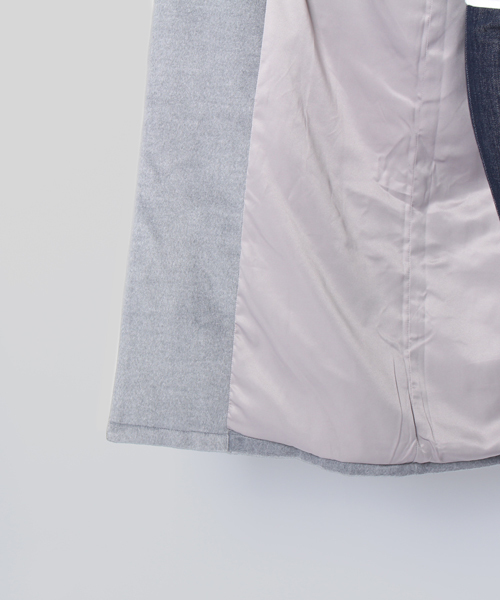 WHO'S WHO gallery(フーズフーギャラリー)の「【common.】WEB限定 裏地付きロングラップコート(ノーカラージャケット・レディース・グレー/ブラウン/カーキ・FREE)」の7枚目の写真