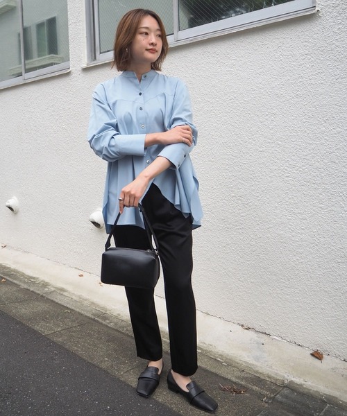 qualite（カリテ）の「アセテートサテンドロストパンツ/秋服/冬服/オフィスカジュアル（スラックス・レディース・ベージュ/ブラック/セージグリーン・36/38/40/34）」の4枚目の写真