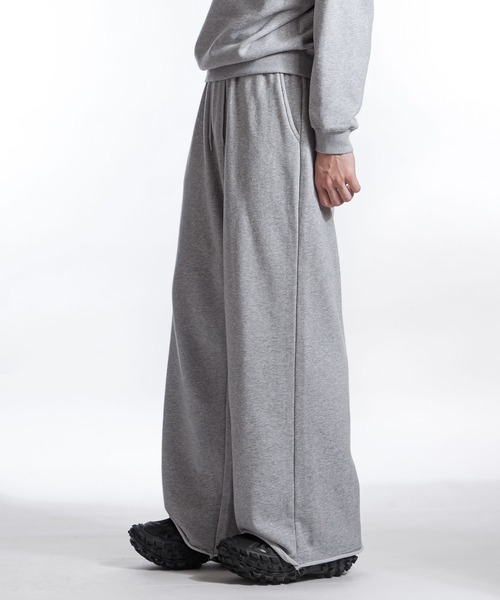 ZIP FIVE -White Line-(ジップファイブホワイトライン)の「【White Line】 裏毛 ワイド ストレート ピグメント フェード スウェットパンツ(スウェットパンツ・メンズ・杢グレー/ブラック/ブラウン・MEDIUM/X-LARGE/LARGE)」の2枚目の写真