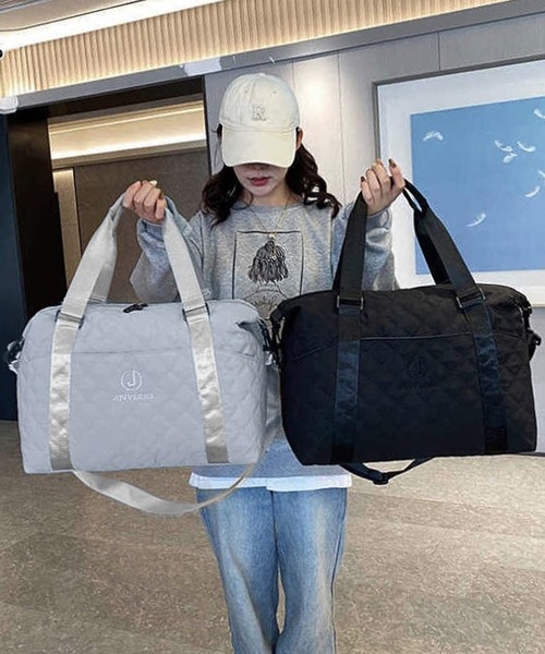 shopnikoniko（ショップニコニコ）の「トラベルバッグ 大容量 ボストン キルティング 旅行用 ショルダー付き ボストンバッグ（スーツケース/キャリーバッグ・レディース・ブラック/グレー/ホワイト/ベージュ・フリー）」の6枚目の写真
