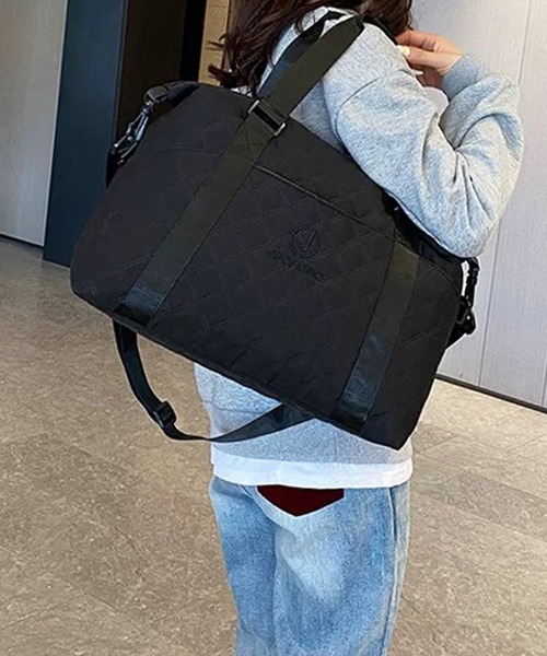 shopnikoniko（ショップニコニコ）の「トラベルバッグ 大容量 ボストン キルティング 旅行用 ショルダー付き ボストンバッグ（スーツケース/キャリーバッグ・レディース・ブラック/グレー/ホワイト/ベージュ・フリー）」の7枚目の写真