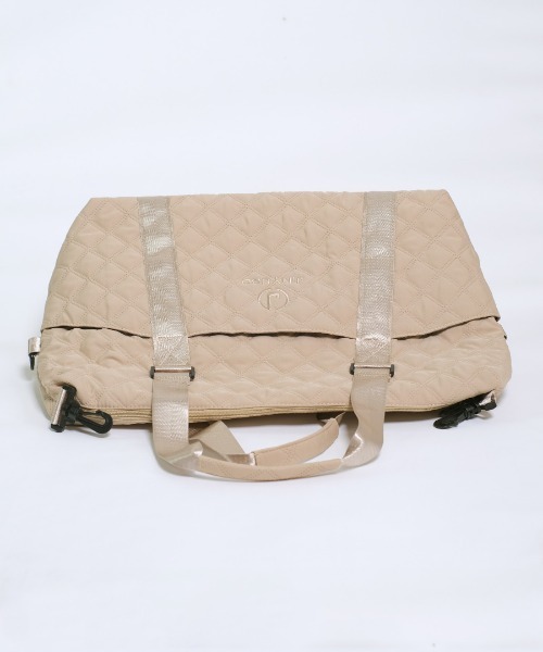 トラベルバッグ 大容量 ボストン キルティング 旅行用 ショルダー付き