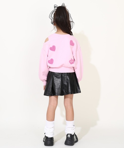 BABYDOLL(ベビードール)の「肩だし トレーナー 0080K(スウェット・キッズ・ベビーピンク/アッシュグレー・130cm/120cm/110cm/100cm/90cm/140cm)」の4枚目の写真