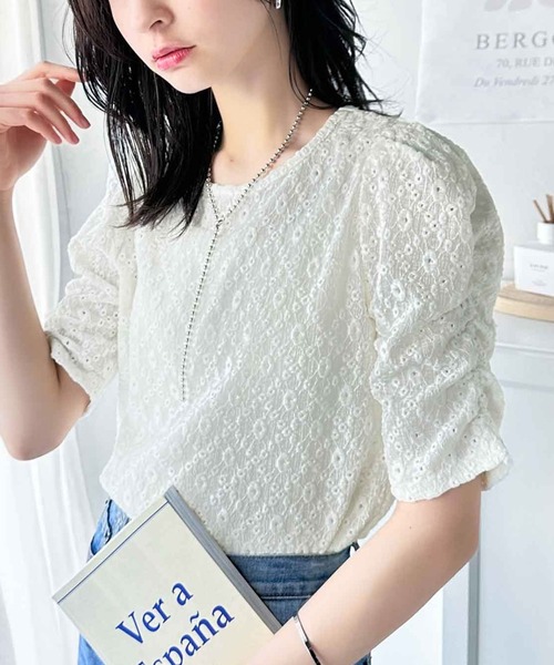 classicalelf（クラシカルエルフ）の「着るだけで華やかに。ふくれジャガード袖タックギャザープルオーバー（半袖）（Tシャツ/カットソー・レディース・アイボリー/ブラック/オフホワイト・SMALL/MEDIUM/LARGE/X-LARGE）」の13枚目の写真