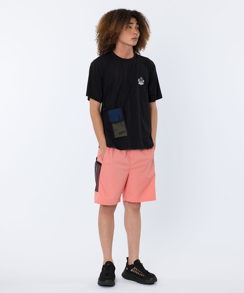 KEEN(キーン)の「NYLON STRETCH MESH SHORTS / ナイロン ストレッチ メッシュ ショーツ / ハーフパンツ(その他パンツ・レディース・コーラル・M/S/L/XL)」の4枚目の写真