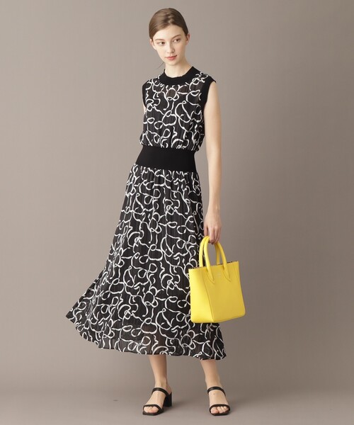 DRESSTERIOR（ドレステリア）の「シアーリボンテーププリントドレス（ワンピース・レディース・ブラック系・36/34/38）」の18枚目の写真