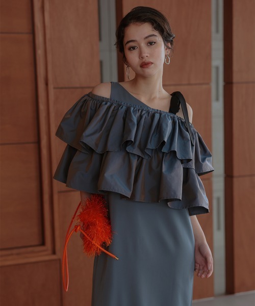 Callarus(カラルス)の「3WAY偏光タフタボレロ+アシメデザインロング丈ワンピースドレス〔Callarus〕(ドレス・レディース・ブラック/ブルーグレー・M/L/LL)」の7枚目の写真