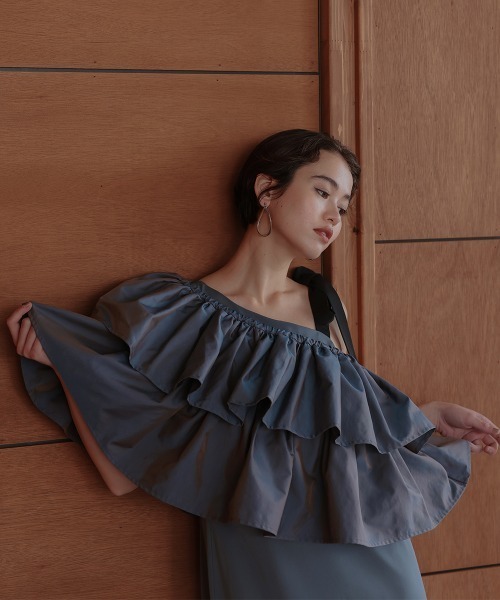 Callarus(カラルス)の「3WAY偏光タフタボレロ+アシメデザインロング丈ワンピースドレス〔Callarus〕(ドレス・レディース・ブラック/ブルーグレー・M/L/LL)」の14枚目の写真