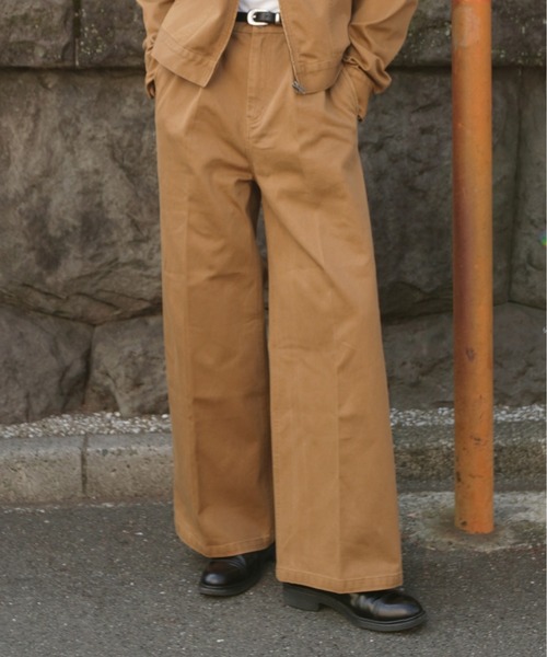 Noen(ノエン)の「ワイドストレートダックパンツ【セットアップ対応】(その他パンツ・メンズ・ブラック/ベージュ・LARGE/MEDIUM)」の2枚目の写真