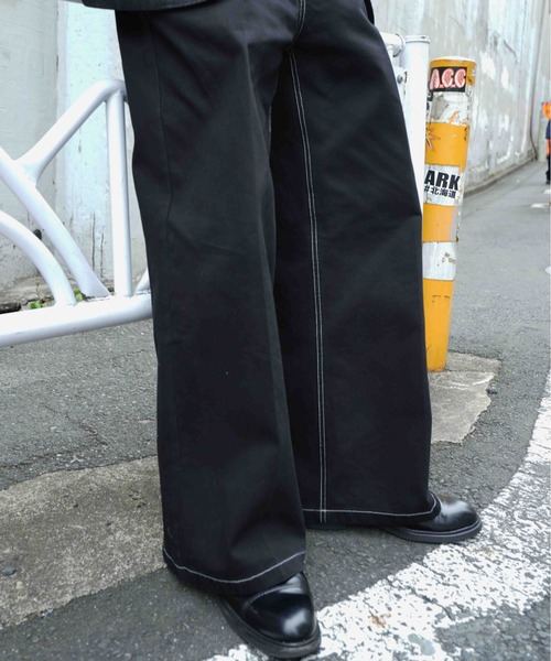 Noen(ノエン)の「ワイドストレートダックパンツ【セットアップ対応】(その他パンツ・メンズ・ブラック/ベージュ・LARGE/MEDIUM)」の10枚目の写真