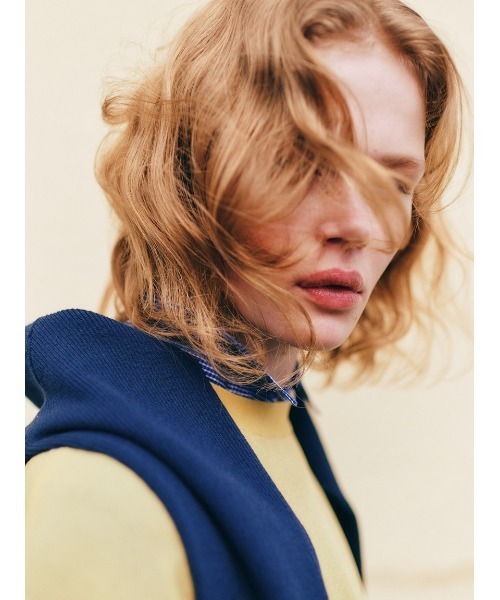 Mila Owen（ミラオーウェン）の「構築シルエットトレーナー見えシアー