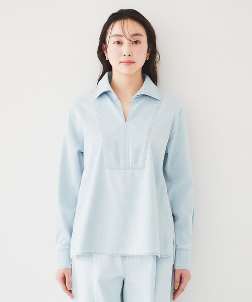 UNTITLED(アンタイトル)の「ボウタイ付きデニムシャツ(シャツ/ブラウス・レディース・ブルー/サックスブルー・44/48/00/01/02/03/04)」の17枚目の写真