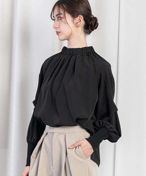 RAW FUDGE（ローファッジ）の「タックパフスリーブブラウス（シャツ/ブラウス・レディース・ブラック/サックスブルー/オフホワイト・M）」の9枚目の写真