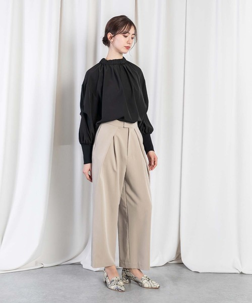 RAW FUDGE（ローファッジ）の「タックパフスリーブブラウス（シャツ/ブラウス・レディース・ブラック/サックスブルー/オフホワイト・M）」の11枚目の写真