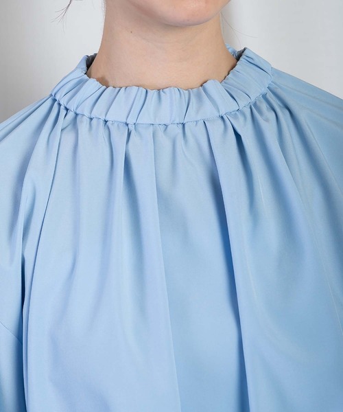 RAW FUDGE（ローファッジ）の「タックパフスリーブブラウス（シャツ/ブラウス・レディース・ブラック/サックスブルー/オフホワイト・M）」の19枚目の写真