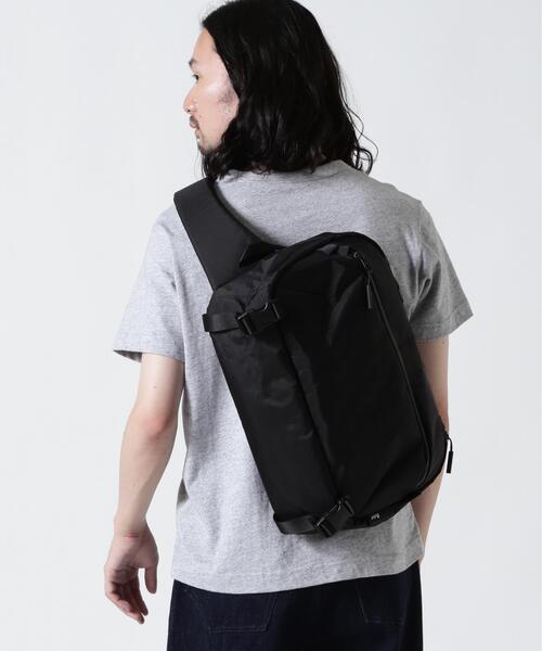 Aer(エアー)の「Aer(エアー)Travel Sling 2 X-Pac AER-91023(ショルダーバッグ・メンズ・ブラック・F)」の1枚目の写真