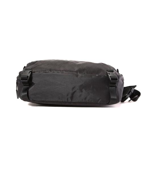 Aer(エアー)の「Aer(エアー)Travel Sling 2 X-Pac AER-91023(ショルダーバッグ・メンズ・ブラック・F)」の13枚目の写真