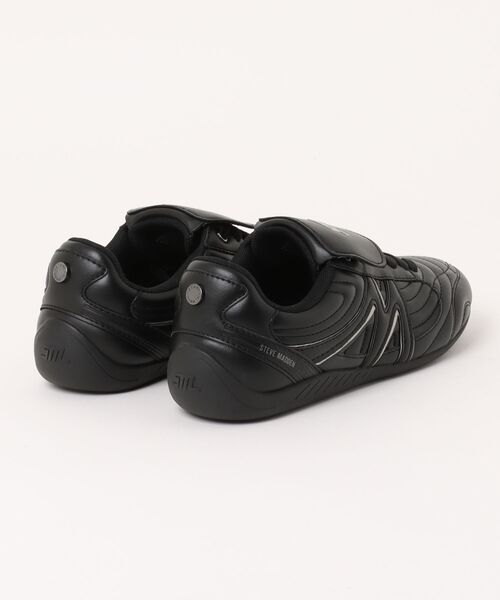 STEVE MADDEN（スティーブマデン）の「ローカットスニーカー/S.MADDEN FREEKICK-VS（スニーカー・レディース・シルバー/ブラック×シルバー/モカ/ホワイト×シルバー・22.5cm/23.0cm/23.5cm/23.5-24/24.0cm/24.5cm/24.5㎝）」の10枚目の写真