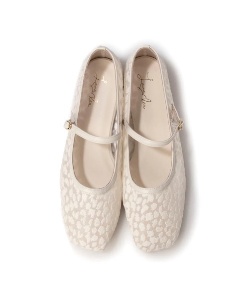 Launa lea(ラウナレア)の「チュールメリージェーンフラットパンプス(0597,0597A)(パンプス・レディース・ブラック/ホワイト/ベージュ・22.0cm/22.5cm/23.0cm/23.5cm/24.0cm/24.5cm/25.0cm)」の2枚目の写真
