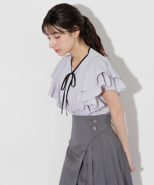 JILL by JILL STUART（ジルバイジルスチュアート）の「◇フロントタックフレアスリーブブラウス（シャツ/ブラウス・レディース・ブルー/ホワイト/ピンク・FREE）」の8枚目の写真