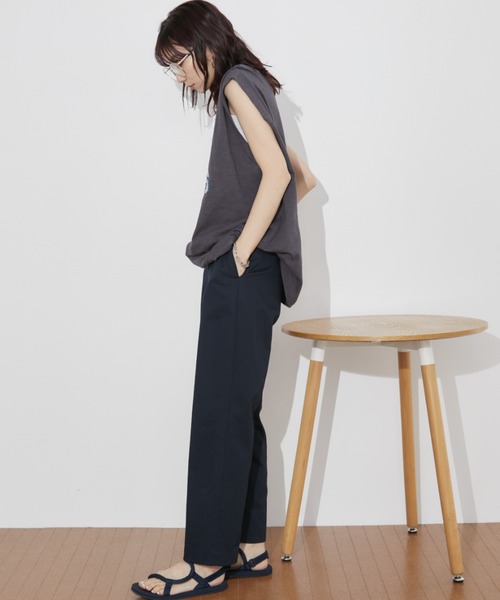 Auntie Rosa Holiday(アンティローザホリデー)の「ルーズロゴノースリTEE(Tシャツ/カットソー・レディース・チャコールグレー/オフホワイト・FREE)」の9枚目の写真