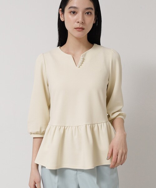 Sunauna（スーナウーナ）の「【パール調パーツ付き／春色】ペプラムトップス（シャツ/ブラウス・レディース・ネイビー/ライトブルー/アイボリー・40/38）」の17枚目の写真