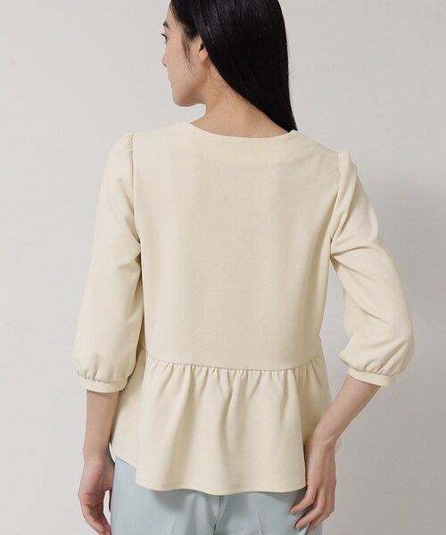 Sunauna（スーナウーナ）の「【パール調パーツ付き／春色】ペプラムトップス（シャツ/ブラウス・レディース・ネイビー/ライトブルー/アイボリー・40/38）」の19枚目の写真