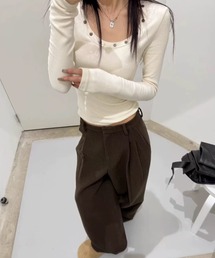 MEMECLE（メメクル）の「【 MEMECLE   メメクル 】スタッズ クルーネックカットソー（Tシャツ/カットソー）」